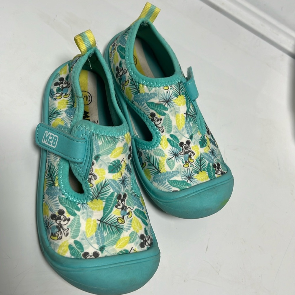 Kids Mickey Water shoes 9/10